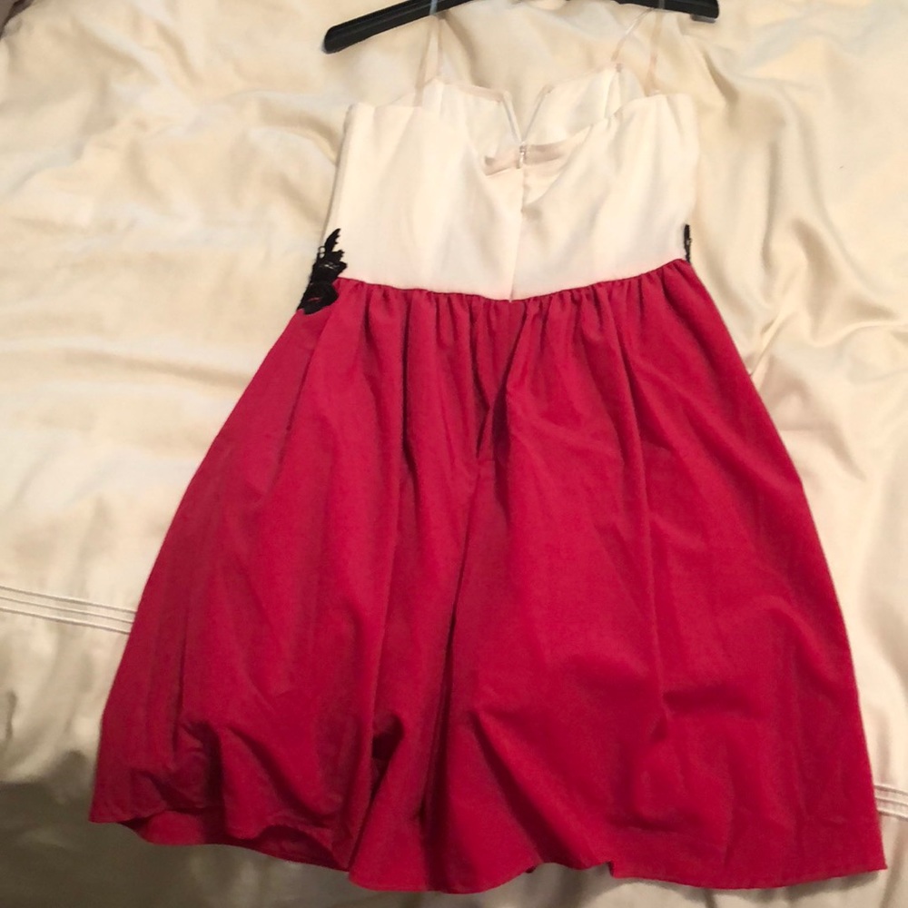 Party dress - Picture 2 of 2